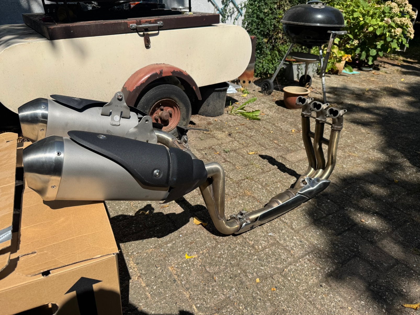 Nieuwe uitlaat set triumph speed triple 1050 en 1050R, Motoren, Onderdelen | Overige, Ophalen of Verzenden, Nieuw