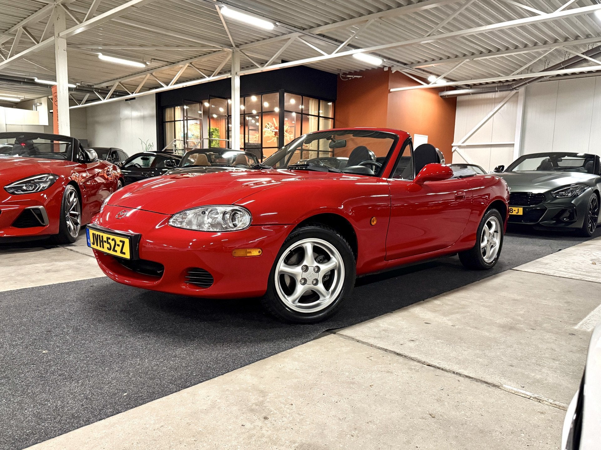 Mazda MX-5 1.6i NB-FL Touring l Extreem lage tellerstand! l, Auto's, Mazda, Gebruikt, Zwart, 4 cilinders, Cabriolet