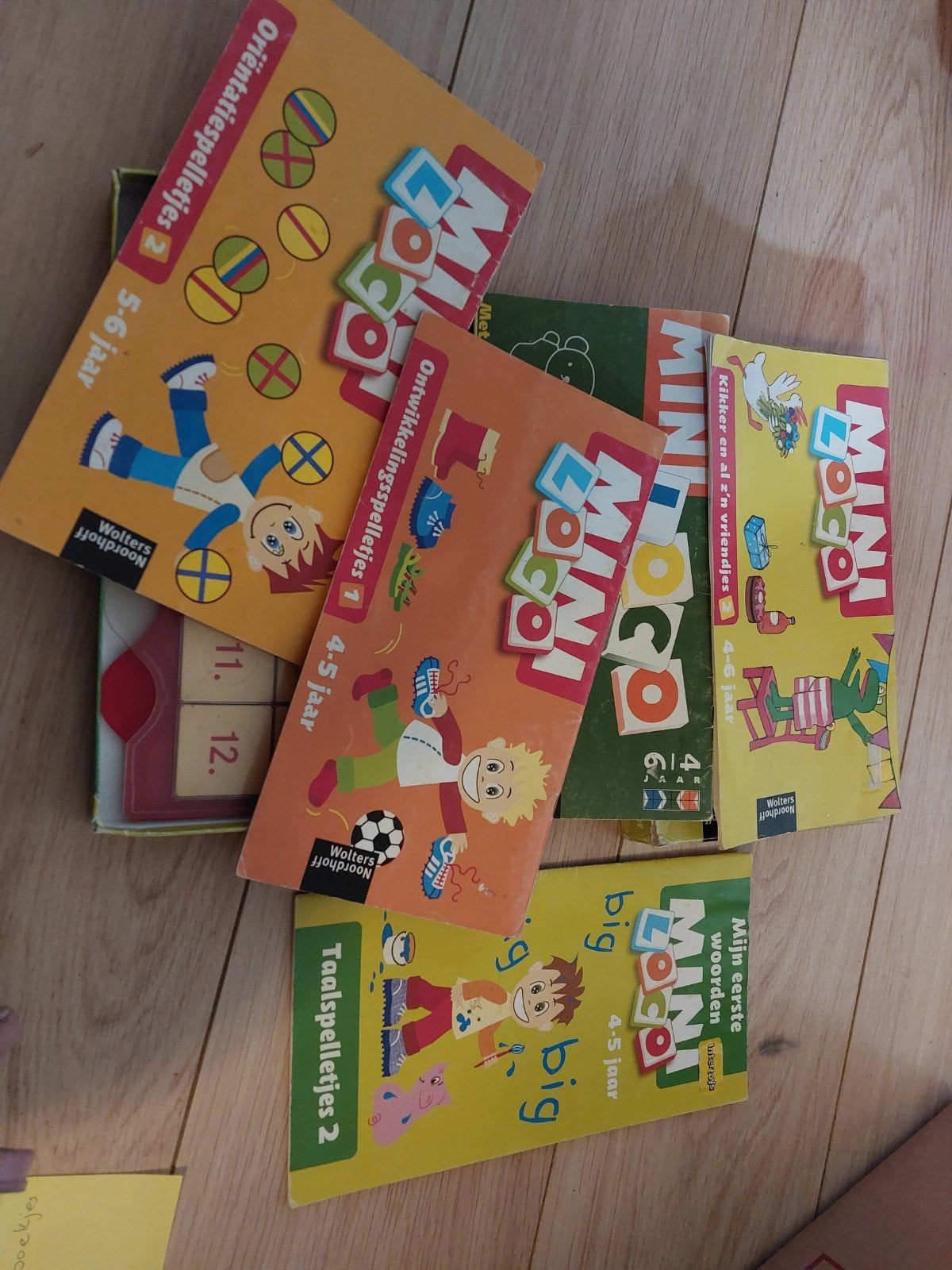 Mini Loco met 5 boekjes - Educatief speelplezier, Kinderen en Baby's, Speelgoed | Educatief en Creatief, Ophalen, Gebruikt, Taal en Lezen