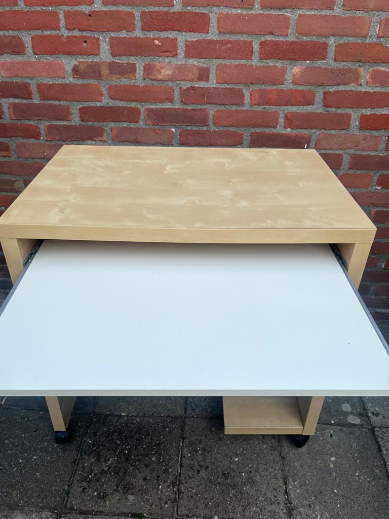 Compact computerbureau met uitschuifbaar toetsenbordblad, Gebruikt, 70 tot 120 cm, Ophalen of Verzenden, Minder dan 70 cm
