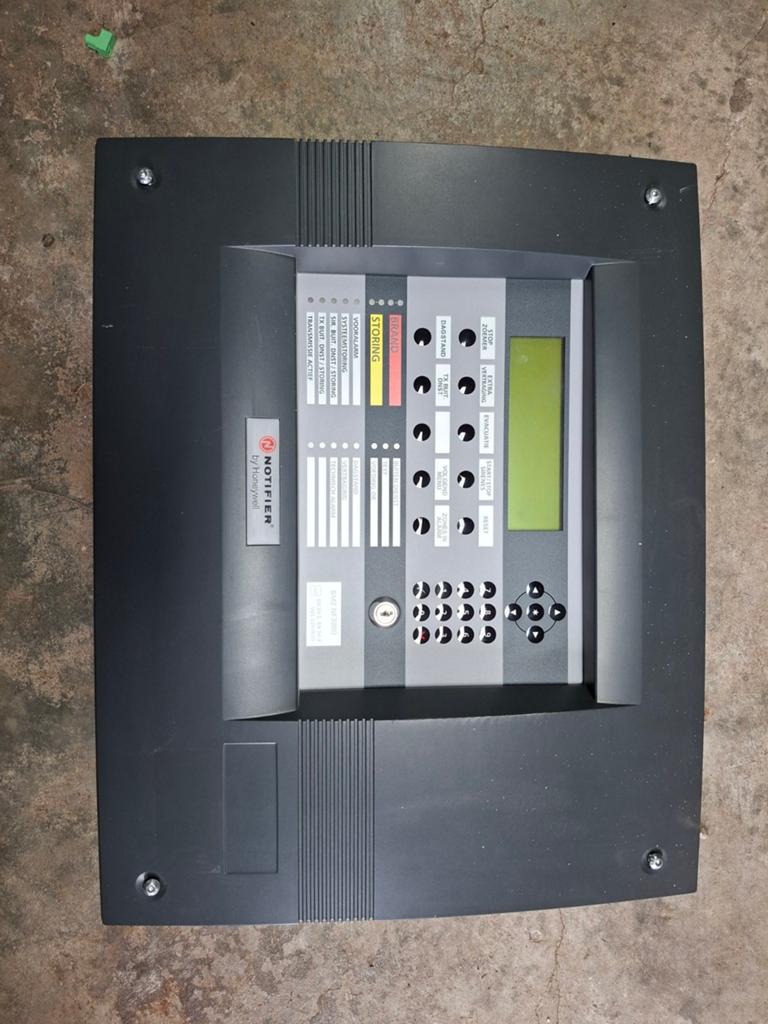 Notifier NF3000 Brandmeldcentrale - Betrouwbare Brandbeveili, Ophalen of Verzenden, Gebruikt, Overige soorten