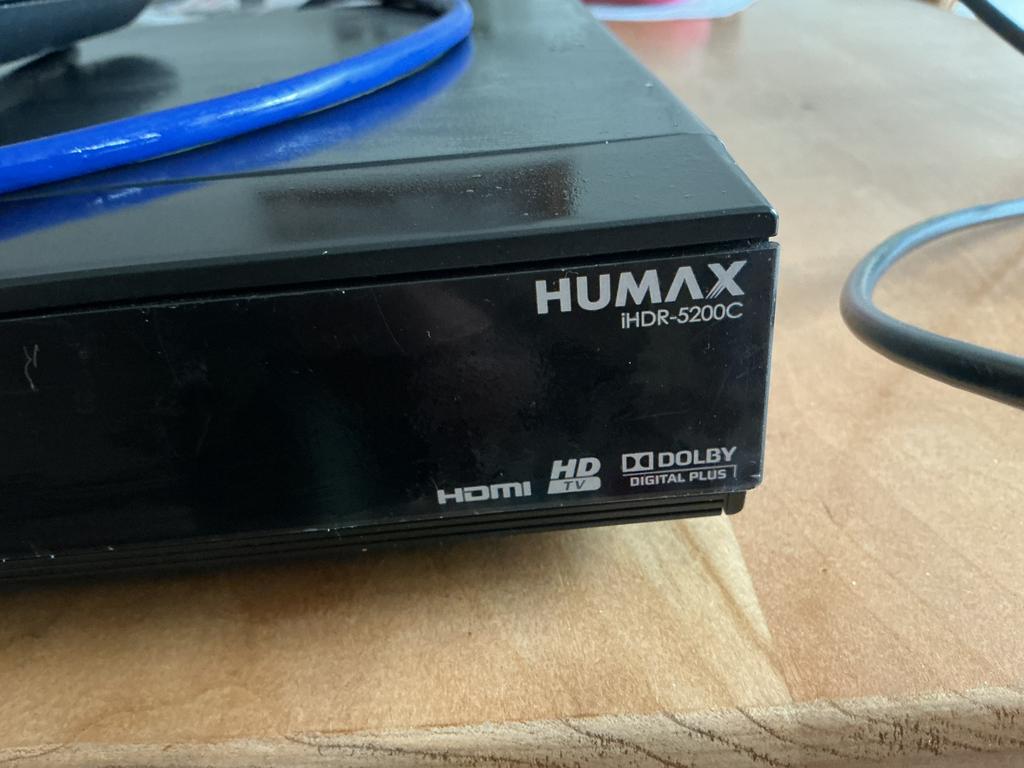 Humax ihdr 5200C +kabels + afstandsbediening + USB adapter, Ophalen of Verzenden, Zo goed als nieuw