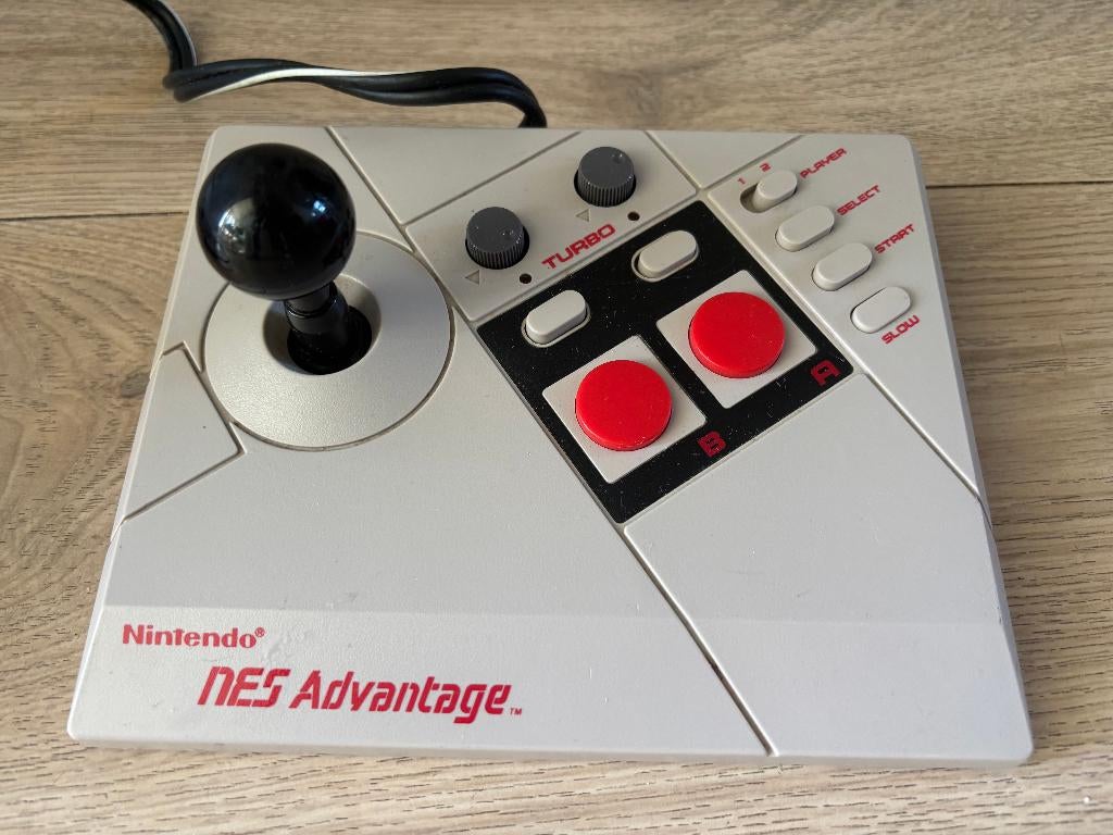Nintendo NES advantage Controller, Ophalen of Verzenden, Gebruikt, NES, Overige controllers