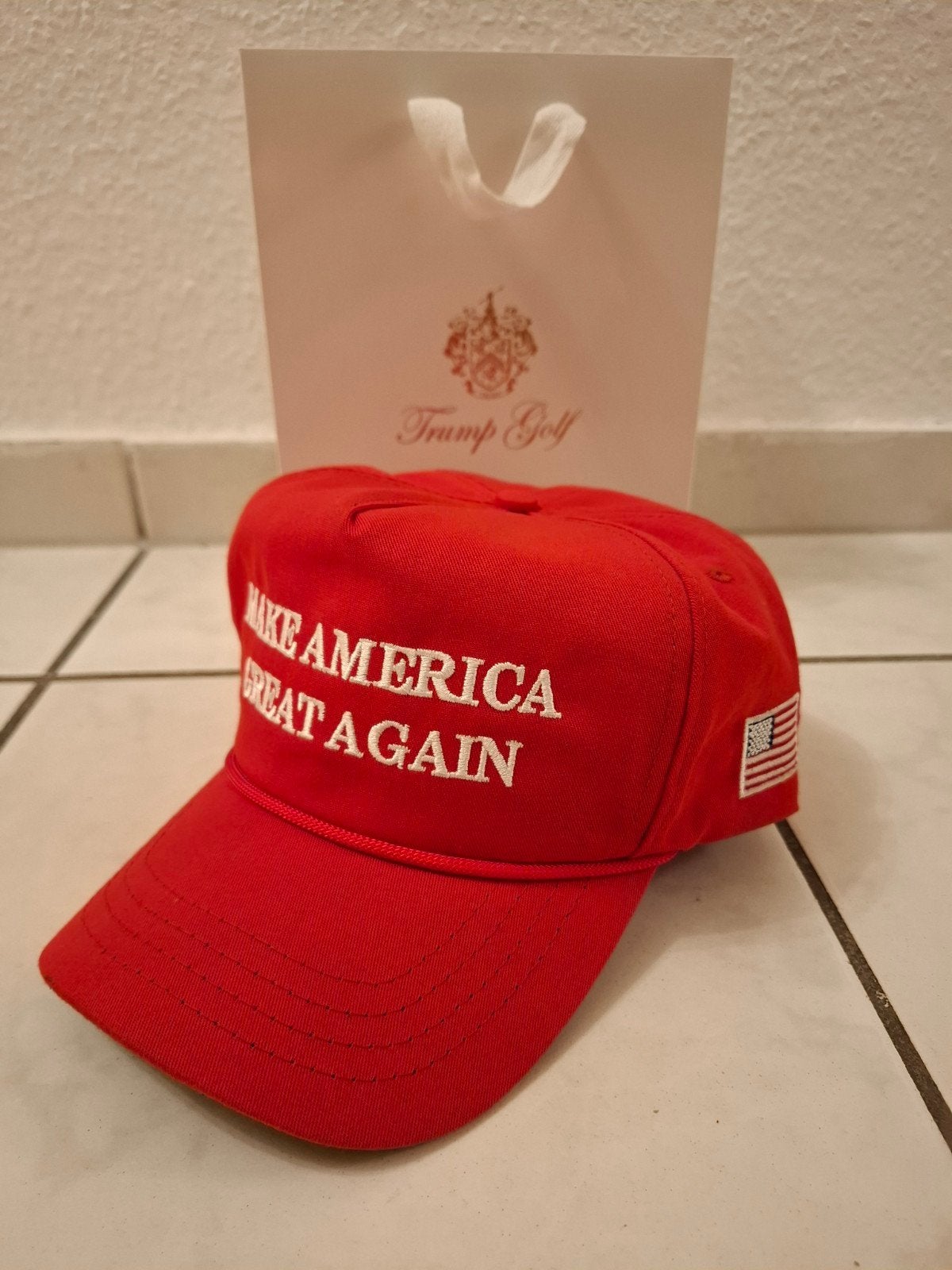 MAGA pet, ORIGINEEL, uit New York., Kleding | Heren, Hoeden en Petten, Ophalen of Verzenden