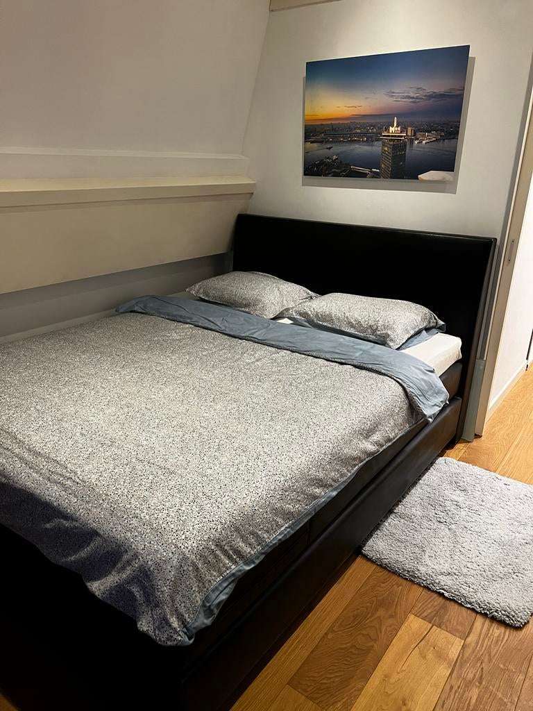 Velda tweepersoonsbed zwart leer - 160x200 cm, Ophalen, Overige materialen, Gebruikt, Zwart