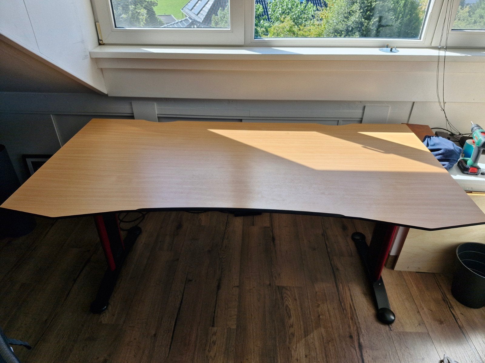 Stevig bureau 180x90 cm, hoogte verstelbaar, Huis en Inrichting, Ophalen, Gebruikt, 90 cm, 180 cm