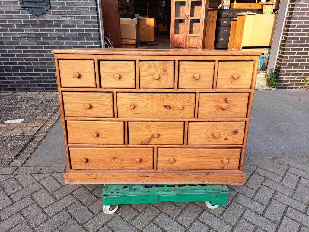 Oud grenen ladekast commode 13 lades, Huis en Inrichting, Kasten | Ladekasten, Gebruikt, Minder dan 100 cm, 100 tot 150 cm, 25 tot 50 cm