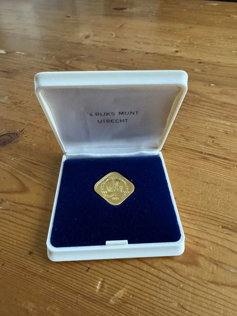 Munt Nederlandse Antillen 300 gulden 1980, Ophalen of Verzenden, Koningin Juliana