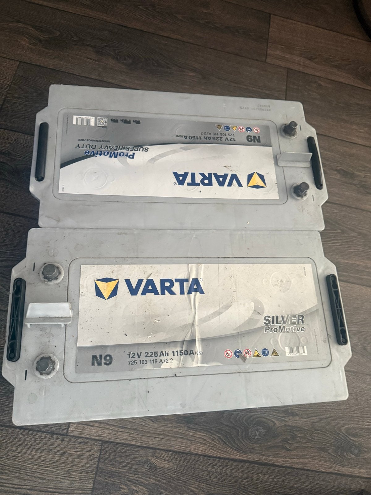 VARTA N9 12V 225Ah 1150A Loodzuur Startaccu voor 300 perstuk, Nieuw, Universele onderdelen