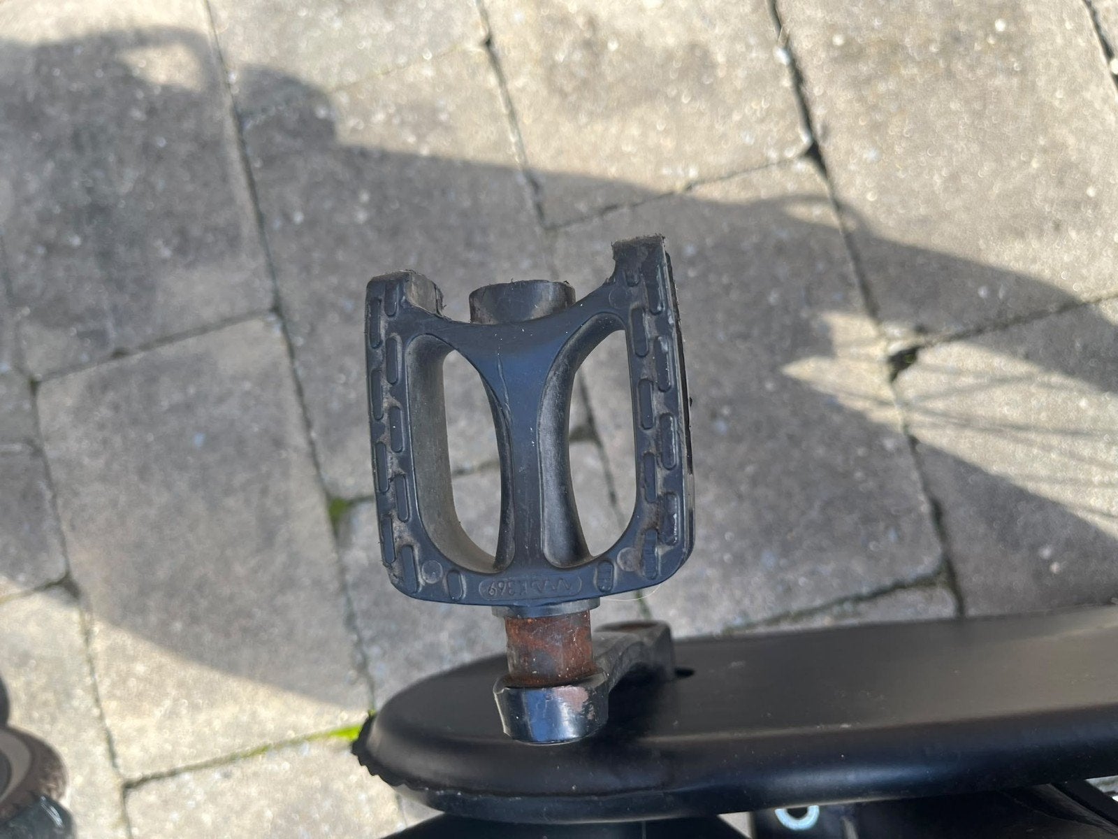 Foto 9 van Cortina U1 stadsfiets, meisjes - 24 inch -  Zwart