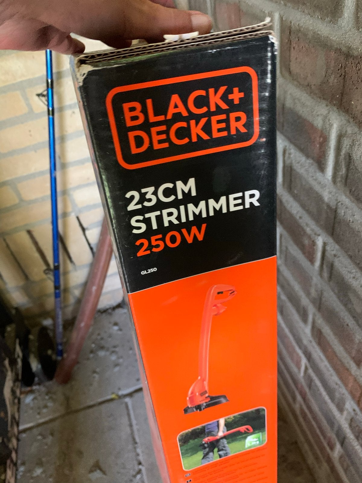 Nieuw Black en Decker Strimmer 23cm 250W GL250, Ophalen of Verzenden, Nieuw, 10 tot 30 cm, Elektrisch