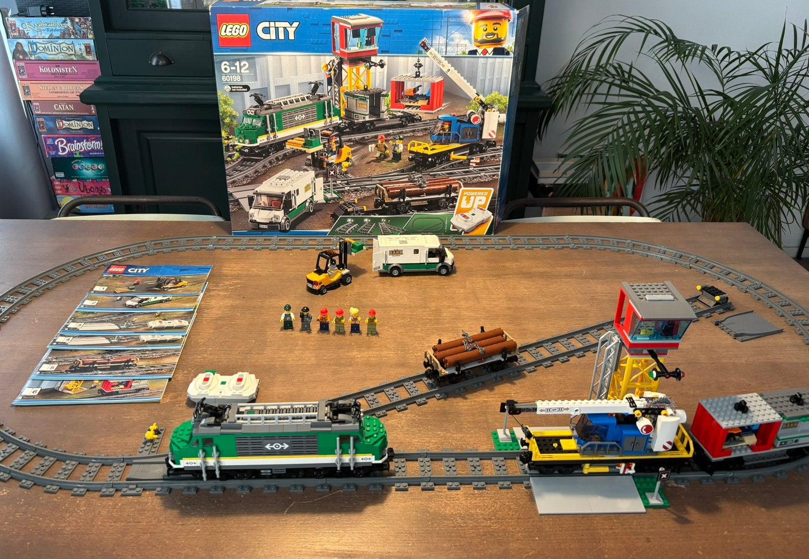 LEGO City 60198 Vrachttrein met doos, Kinderen en Baby's, Speelgoed | Duplo en Lego, Ophalen of Verzenden, Zo goed als nieuw