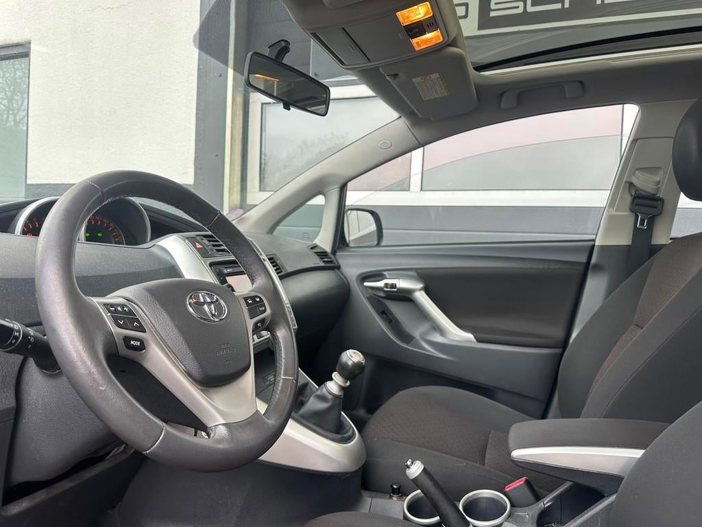 Toyota Verso VVT-i Business Edition I PANO I AIRCO I NAVI I, Auto's, Toyota, Voorwielaandrijving, Euro 5, Gebruikt, 4 cilinders