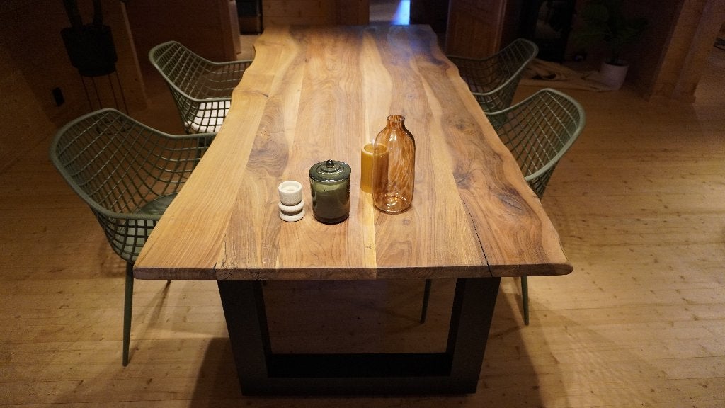 Rechthoekige houten tafel met 4 groene stoelen, Ophalen, 100 tot 150 cm, 200 cm of meer, Zo goed als nieuw