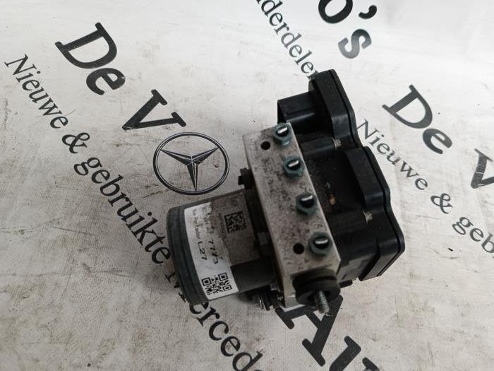 ABS Pomp van een Mercedes Vito, Auto-onderdelen, Gebruikt, -, Ophalen of Verzenden, -
