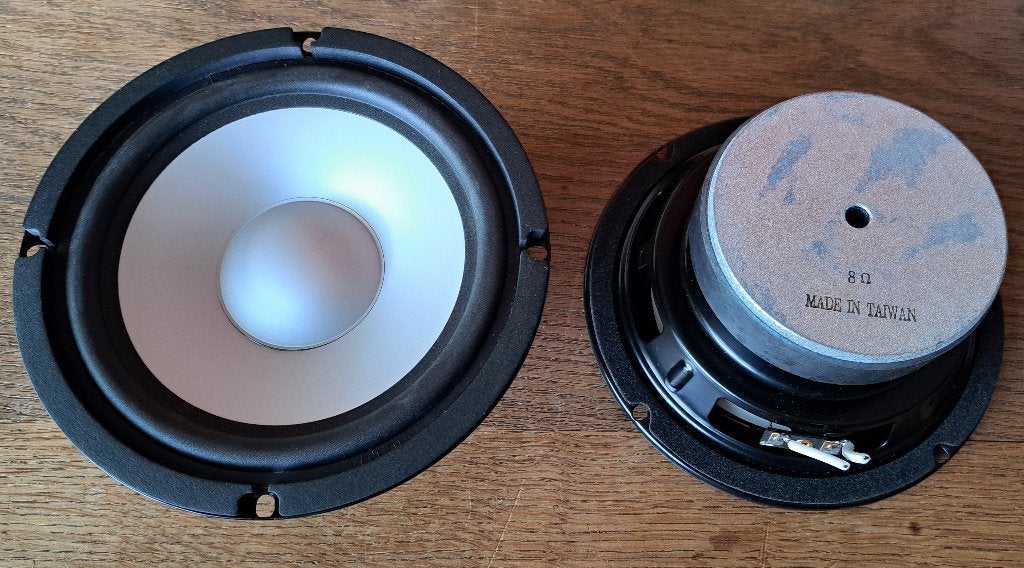 Final luidspreker units (woofers)