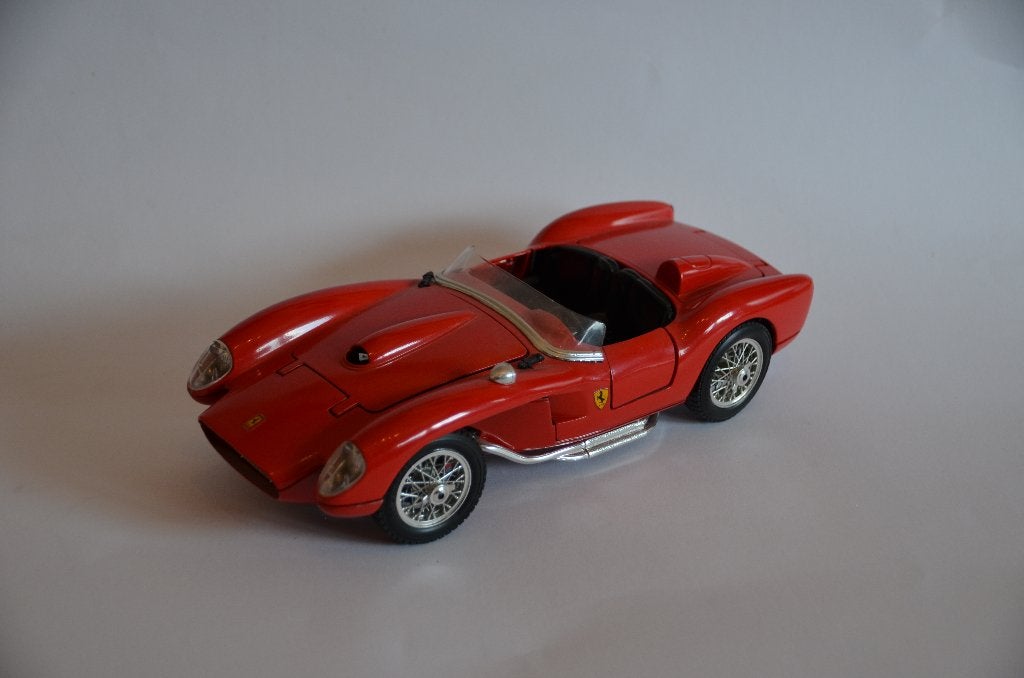 Ferrari 250 Testarossa Burago, Hobby en Vrije tijd, Modelauto's | 1:18, Zo goed als nieuw, Auto, Bburago, Ophalen of Verzenden