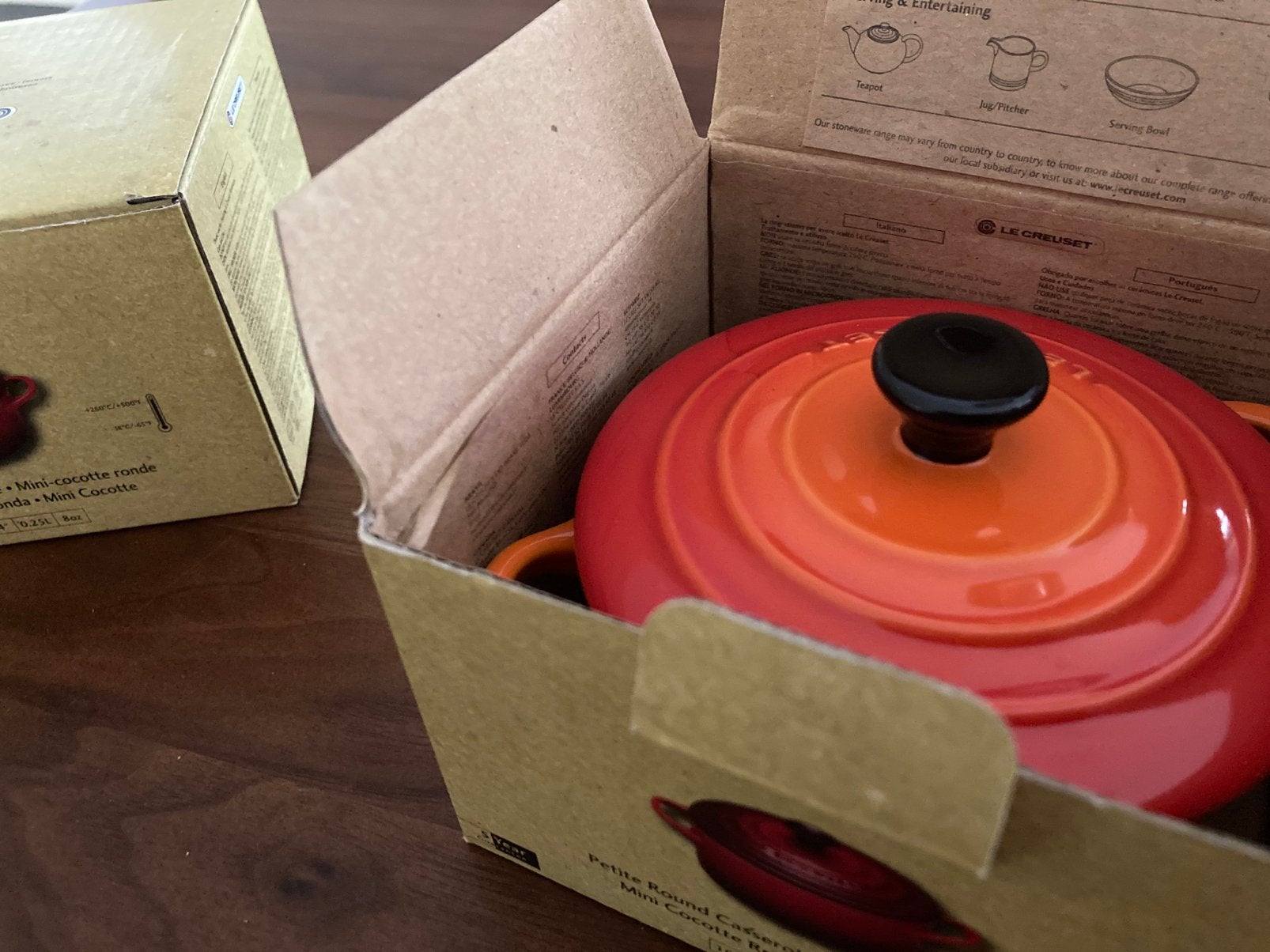 Le Creuset mini cocotte (2 stuks), Huis en Inrichting, Keuken | Potten en Pannen, Ophalen of Verzenden, Zo goed als nieuw, Overige materialen