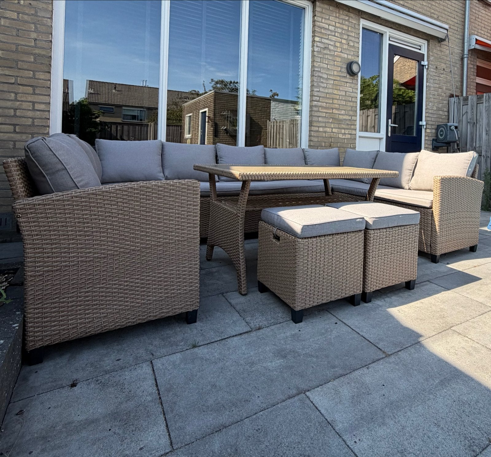 Luxe wicker loungeset - zo goed als nieuw (1 jaar oud), Tuin en Terras, Tuinsets en Loungesets, Ophalen, Meer dan 8 zitplaatsen