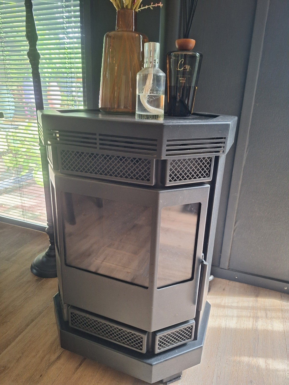 Duroflame Batavia T3 pelletkachel - 7,6 kW, 90,7% rendement, Ophalen, Gebruikt, Vrijstaande haard, Overige soorten