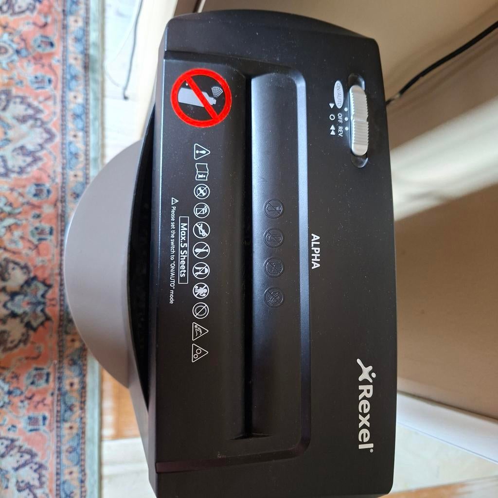 Rexel Alpha Papiervernietiger - Compact en Efficiënt, Ophalen of Verzenden, Gebruikt