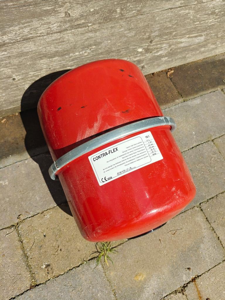 Expansievat van 17 liter met 1 bar voordruk., Ophalen, Gebruikt, Minder dan 20 liter, Onderdeel