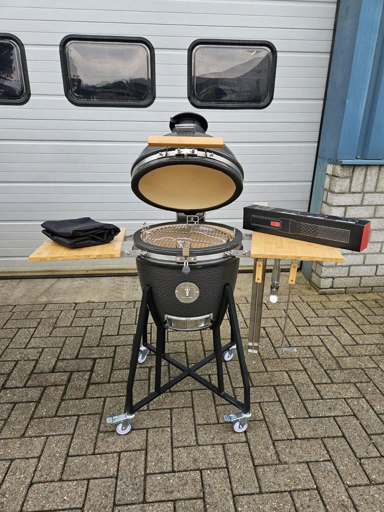 Overcomplete 18 inch Kamado Barbecue - Laatste in voorraad, Ophalen, Nieuw, Onbekend
