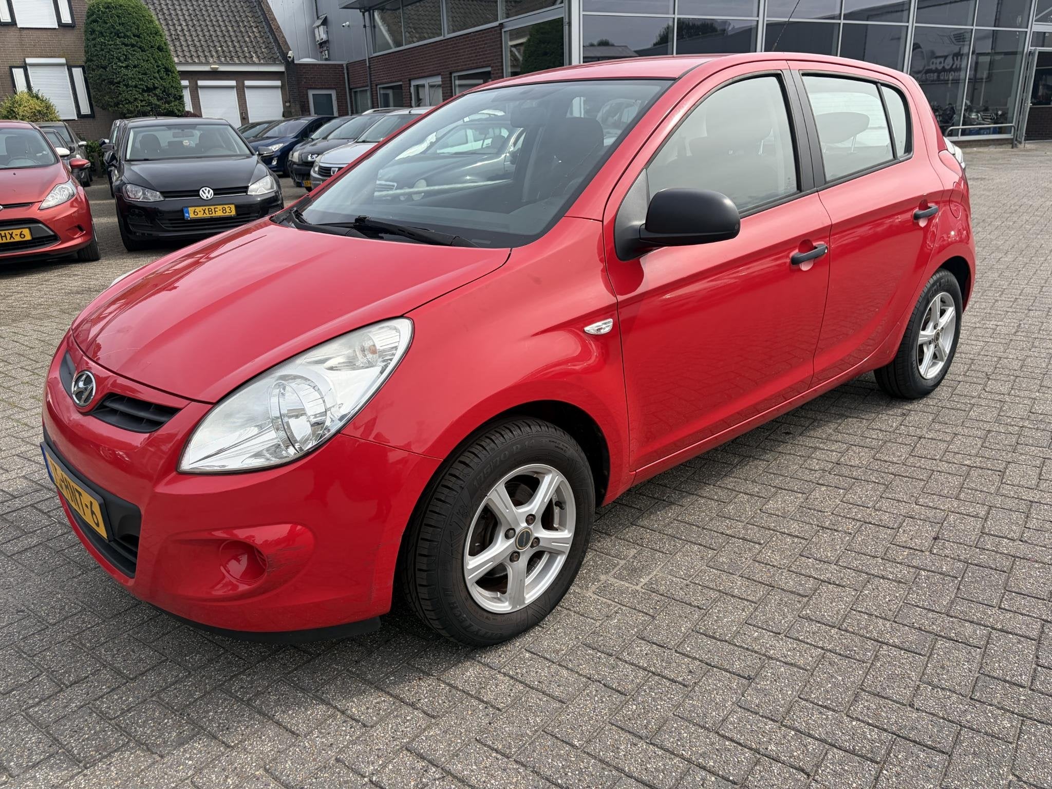 Hyundai i20 1.2i ActiveVersion Nieuwe apk, Auto's, Gebruikt, 31 €/maand, 4 cilinders, Origineel Nederlands