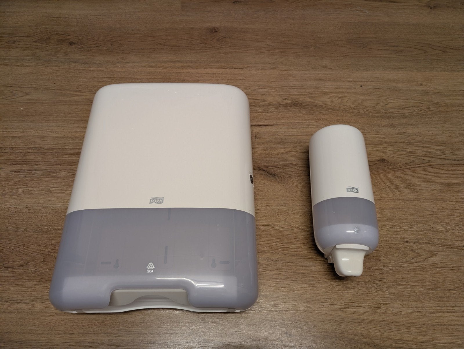 Tork handdoekdispenser en zeepdispenser - sleutels ontbreken, Ophalen of Verzenden, Overige typen
