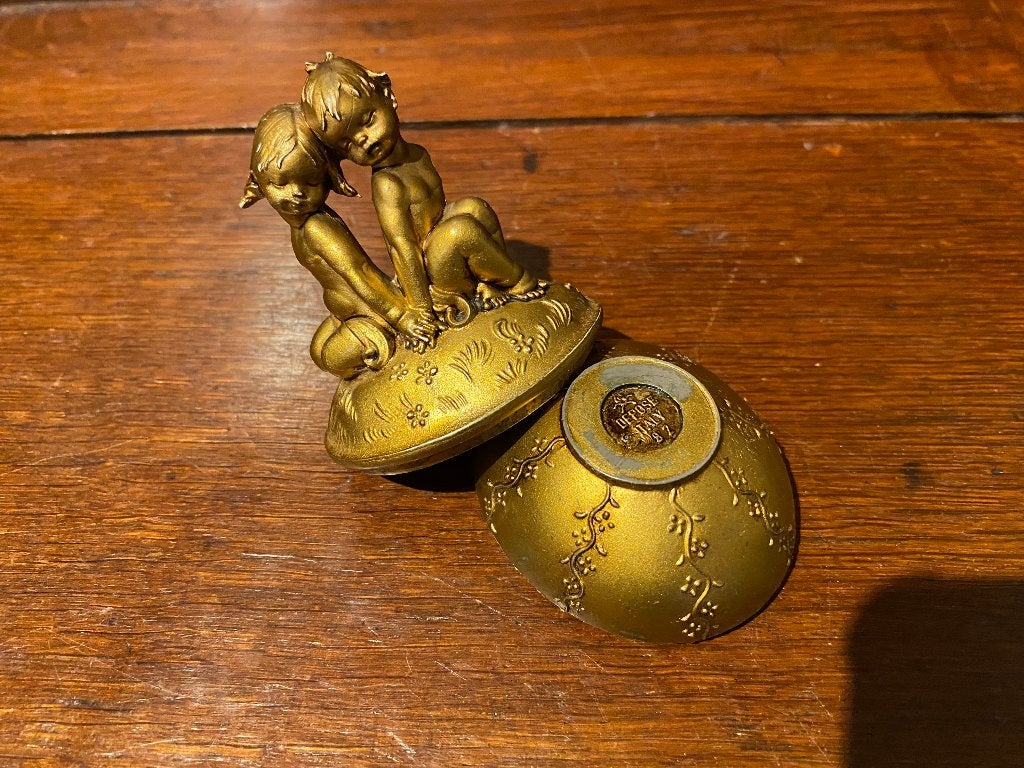 Italiaans gouden juwelendoosje, bakje met 2 kindjes, putti, Ophalen of Verzenden