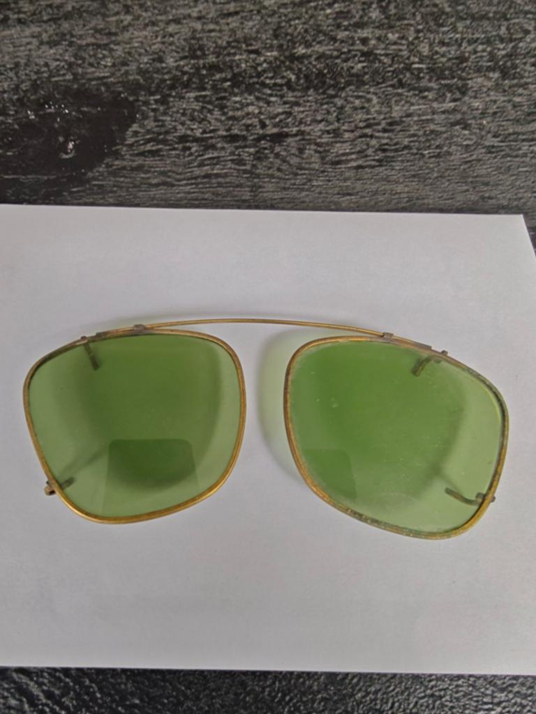 Green Lenses Sunglasses Vintage Eye Glasses Clip On Spectacl, Ophalen of Verzenden, Groen, Overige merken
