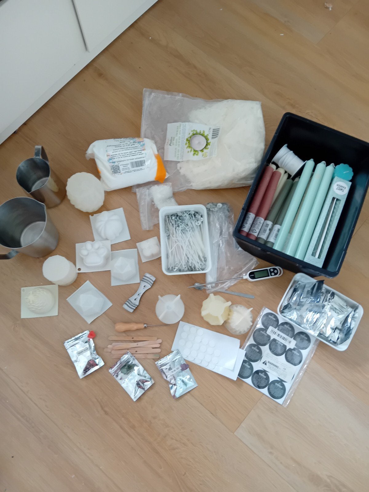 Kaarsen maken pakket sojawas mallen etc, Ophalen of Verzenden, Gebruikt