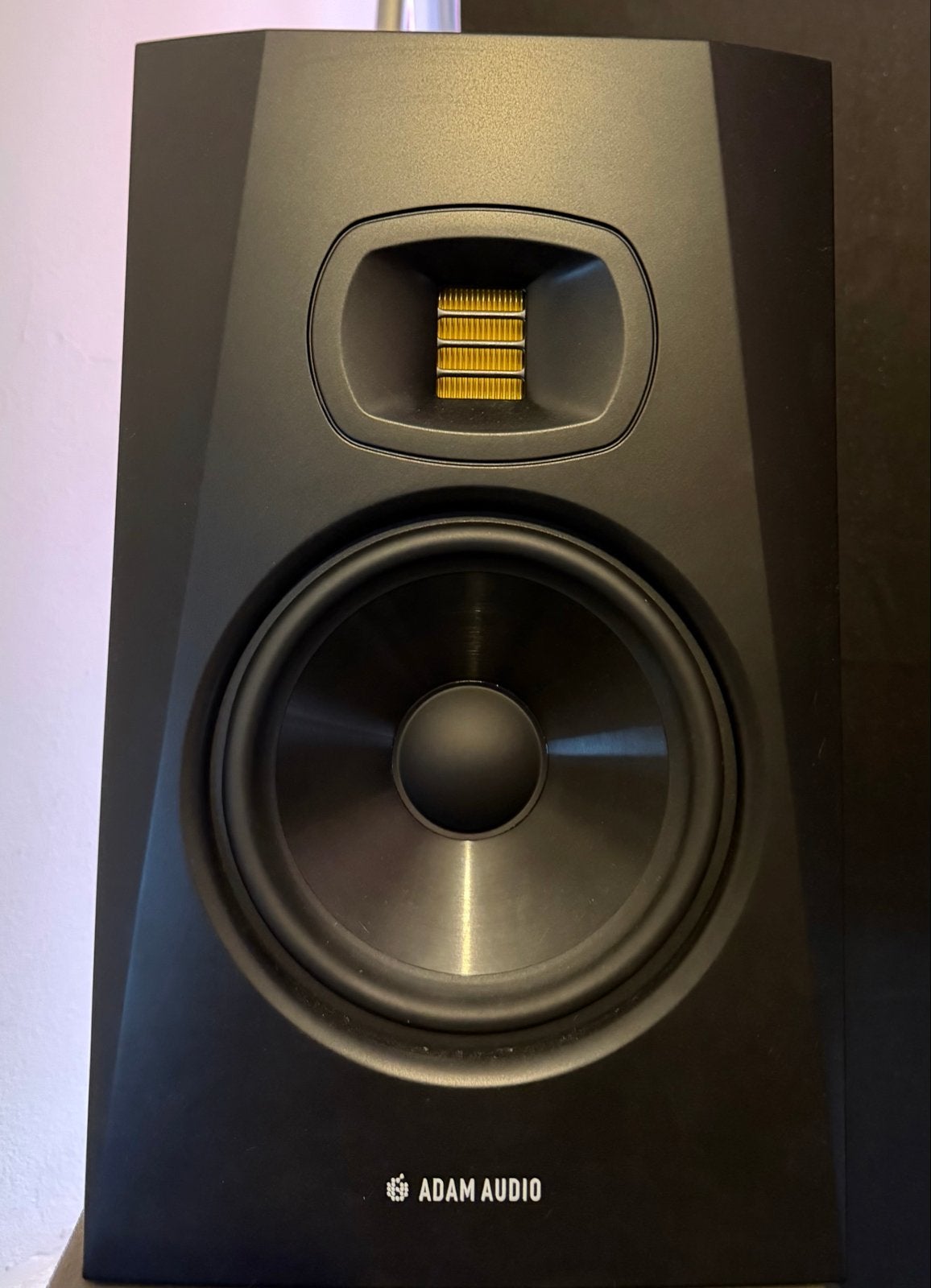 Adam T7V Studio Monitoren (set van 2), Studiomonitor, Zo goed als nieuw, 60 tot 120 watt, Ophalen