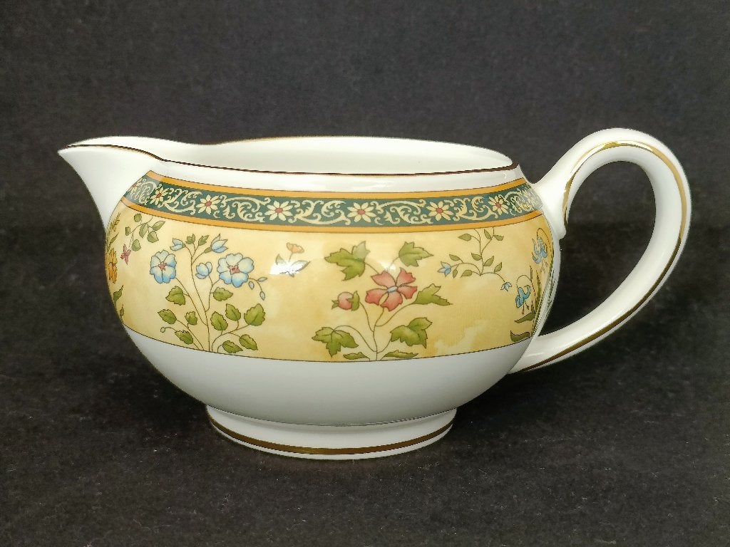 Wedgwood India - melkkannetje, Overige typen, Ophalen of Verzenden, Zo goed als nieuw, Wedgwood
