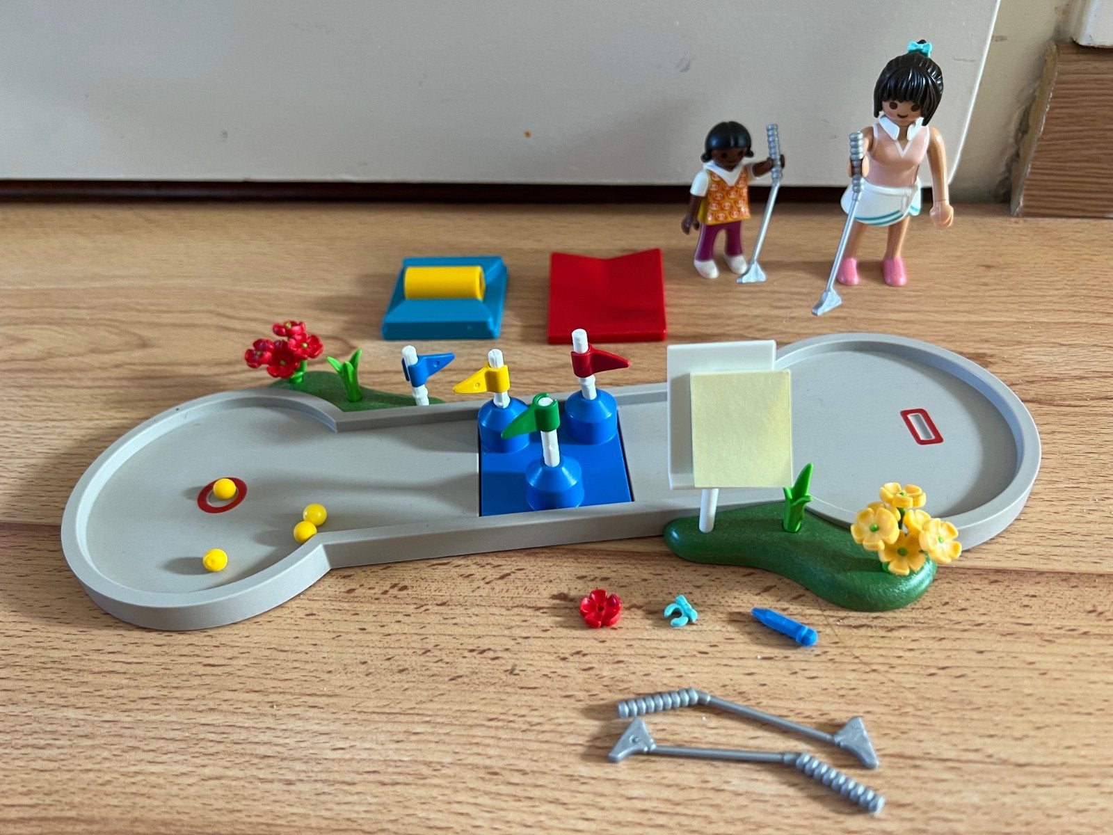 Playmobil minigolf familie fun 70092, Ophalen of Verzenden, Zo goed als nieuw