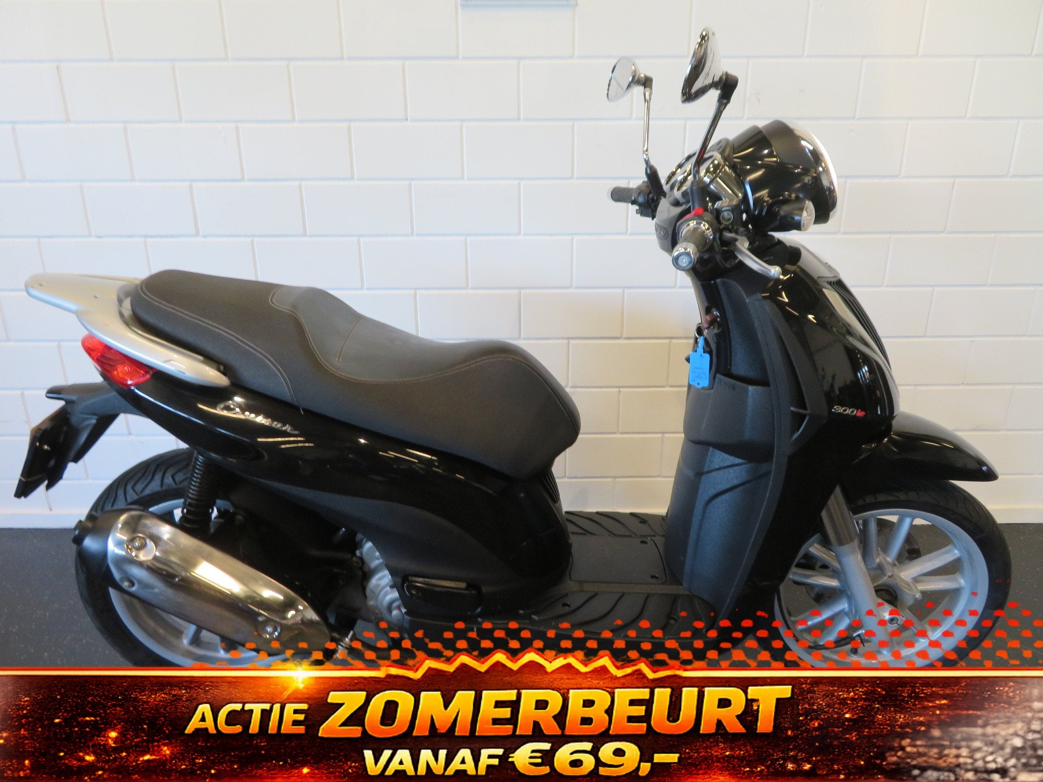 Piaggio CARNABY 300 ZEER FRAAI! (bj 2010), Motoren, Motoren | Piaggio, Bedrijf, Scooter