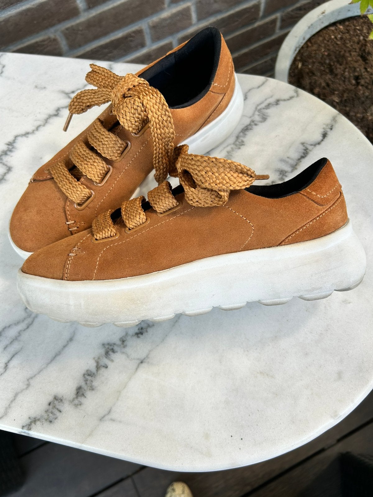Mooie sneakers, Bruin, Ophalen of Verzenden, Sneakers of Gympen, Gedragen
