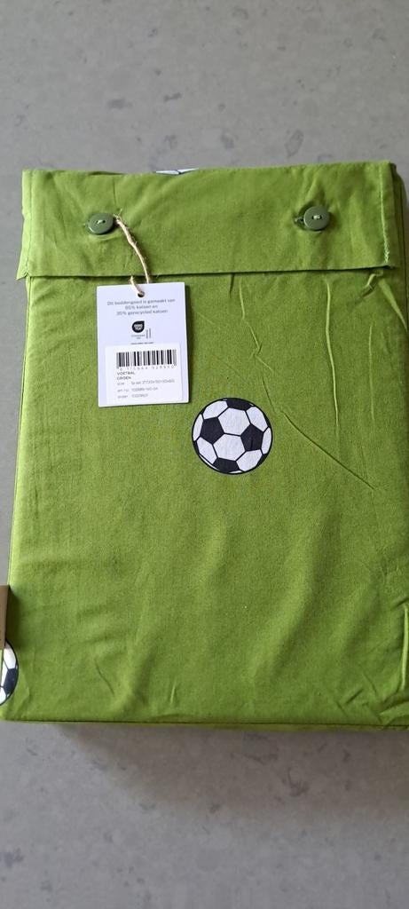 Dekovertrek groen voetbal 120x150cm, Kinderen en Baby's, Dekens, Slaapzakjes en Inbakerproducten, Ophalen of Verzenden, Nieuw