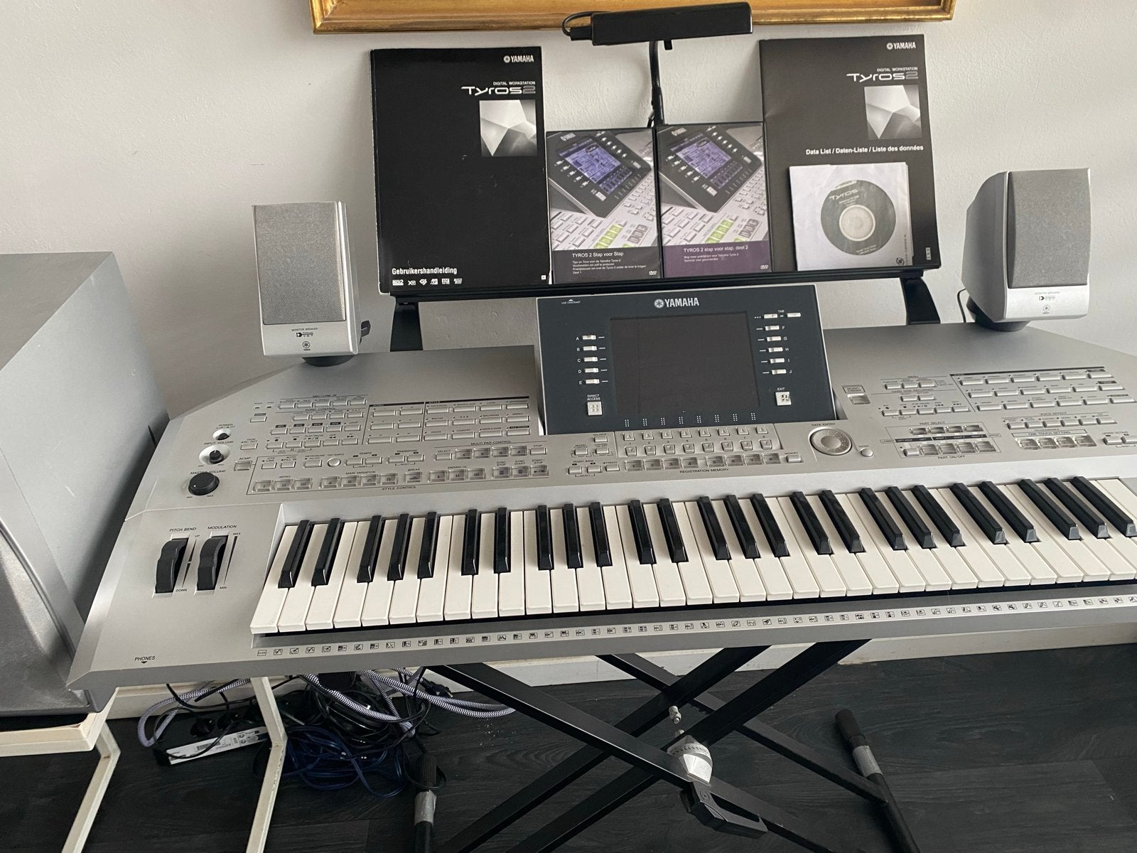 Yamaha Tyros 2 Digital Workstation met accessoires, Muziek en Instrumenten, Yamaha, Ophalen of Verzenden, Met standaard, 61 toetsen