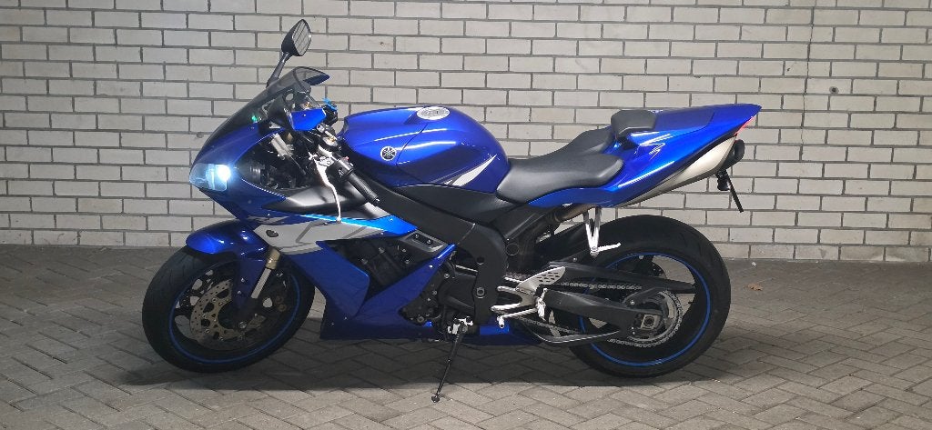 Yamaha YZF-R1 RN12 Super Sport! Blauw/Wit! 172 pk, Motoren, Motoren | Yamaha, Sportuitlaat, Occasion, 4 cilinders, Motorrijbewijs A