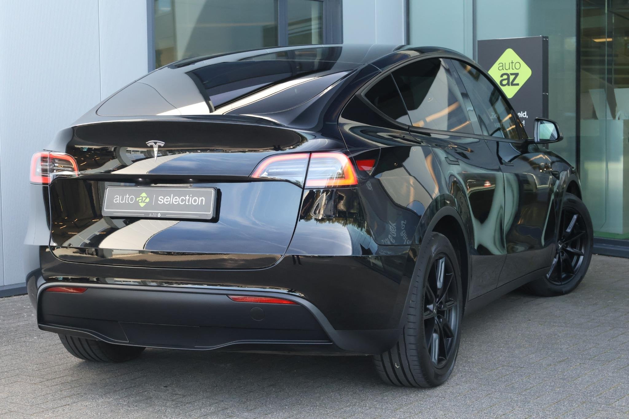 Tesla Model Y Long Range AWD 75 kWh / Panoramadak, Auto's, Stof, Gebruikt, Zwart, Origineel Nederlands
