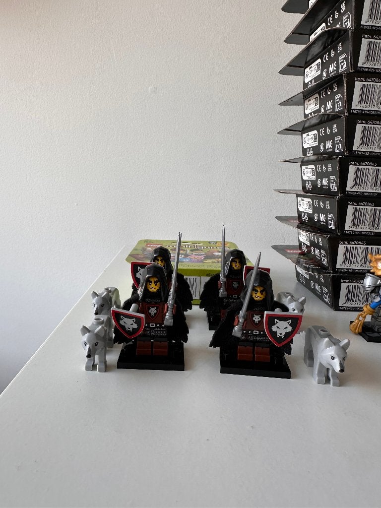 Lego CMFs - castle, dungeons and dragons en overig, Ophalen of Verzenden, Nieuw, Lego