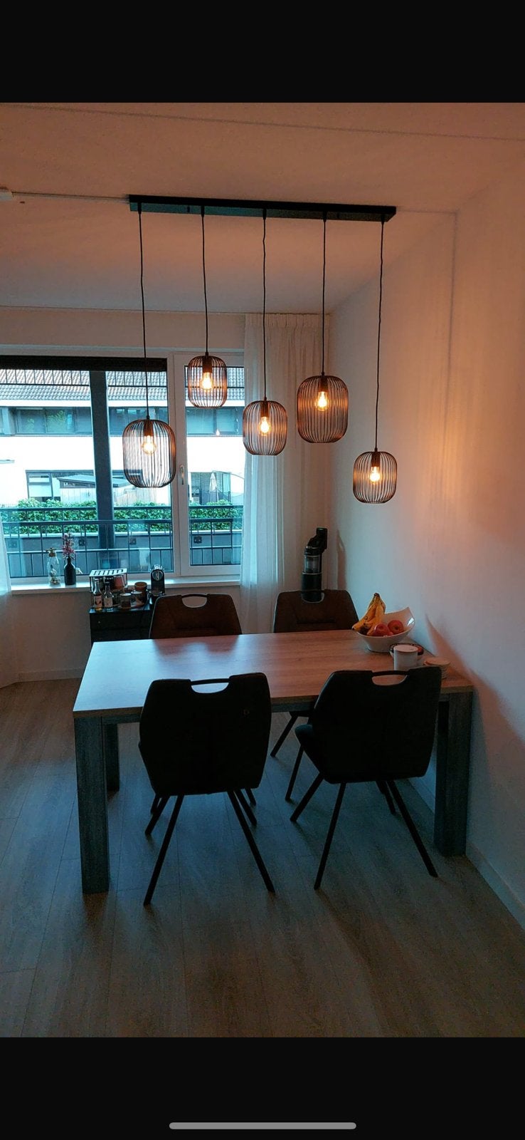 Tafel en 4 stoelen, Ophalen of Verzenden, Zo goed als nieuw