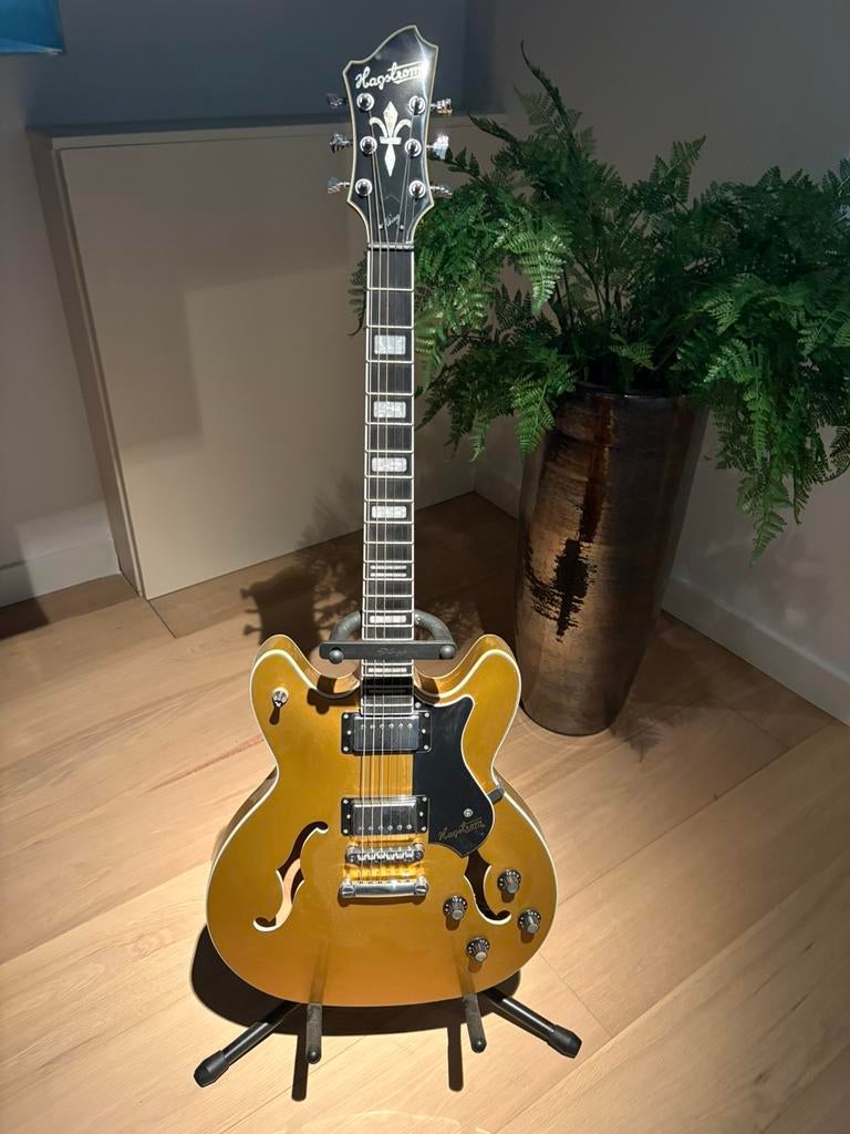 Hagstrom Viking Metallic Gold, Muziek en Instrumenten, Ophalen of Verzenden, Nieuw, Overige typen