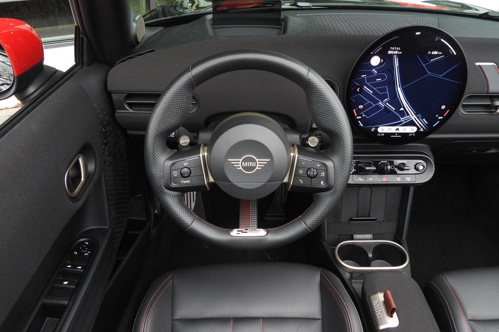 MINI Cabrio John Cooper Works Automaat / Pakket XL / 17" JCW, 1998 cc, Gebruikt, Zwart, 4 stoelen