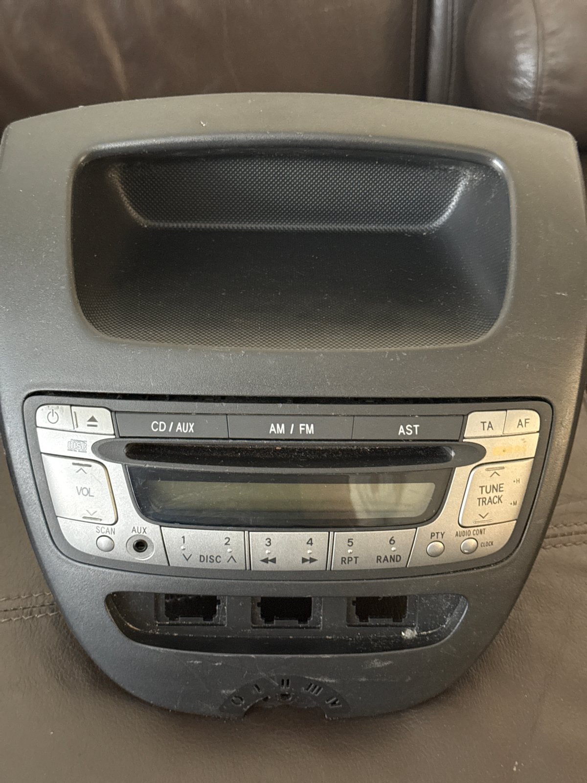 Radio Citroën C1, Peugeot 107, Toyota Aygo - Gebruikt, Auto diversen, Autoradio's, Ophalen, Gebruikt