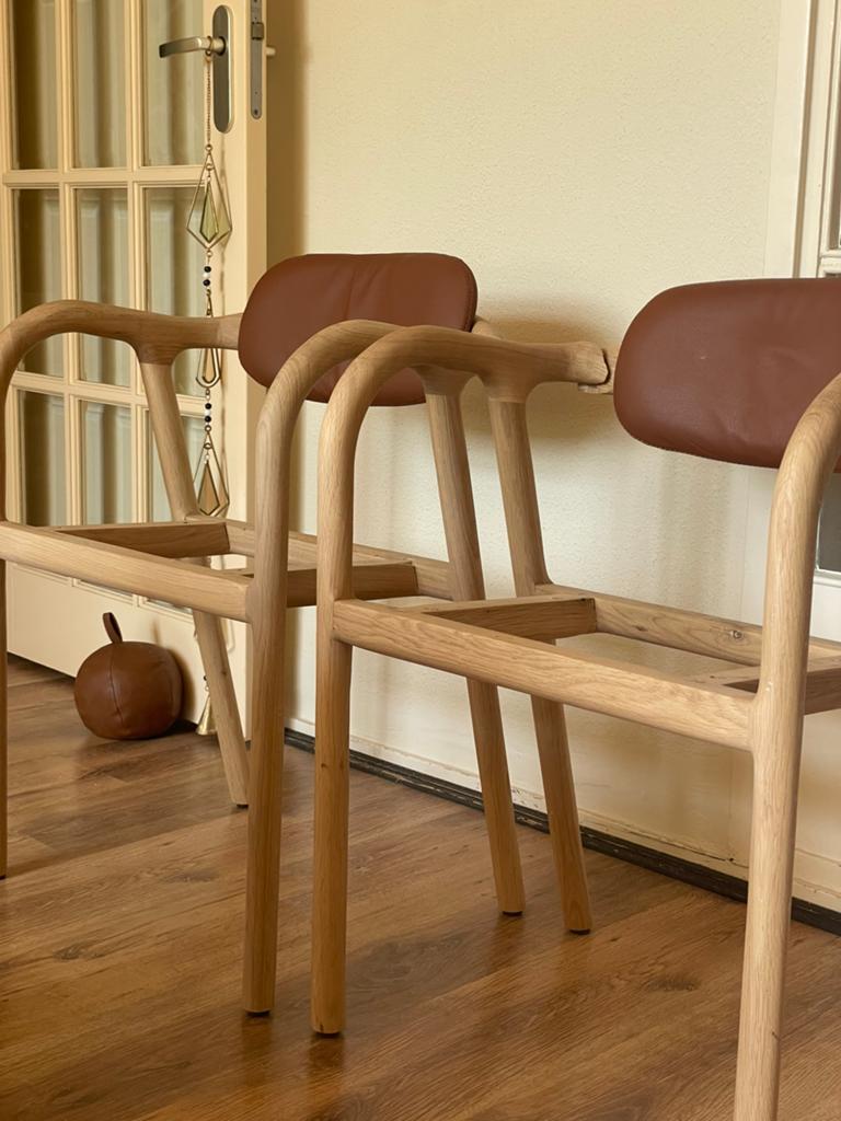 Pommier furniture stoelen - opknappers, Ophalen, Zo goed als nieuw, Twee