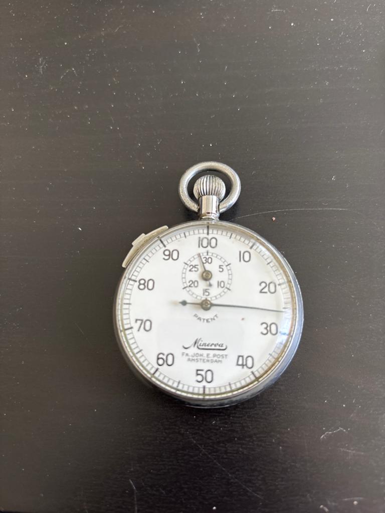 Zilverkleurige Minerva Stopwatch - Vintage Tijdwaarneming, Ophalen of Verzenden, Gebruikt, Zilver