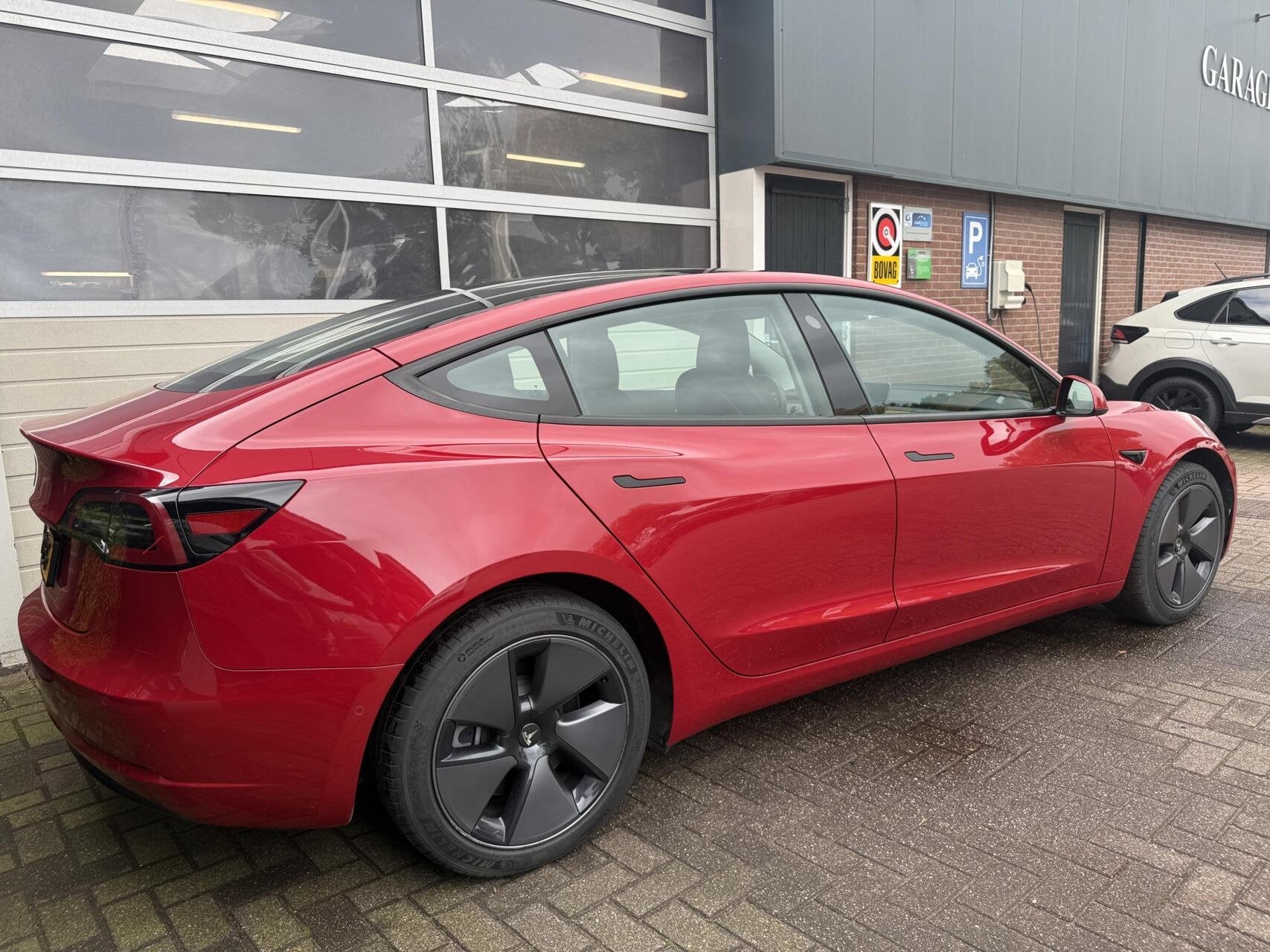 Tesla Model 3 Standard RWD Plus 60 kWh 36.000KM! SOH 92.7% *, Automaat, Achterwielaandrijving, Gebruikt, Zwart
