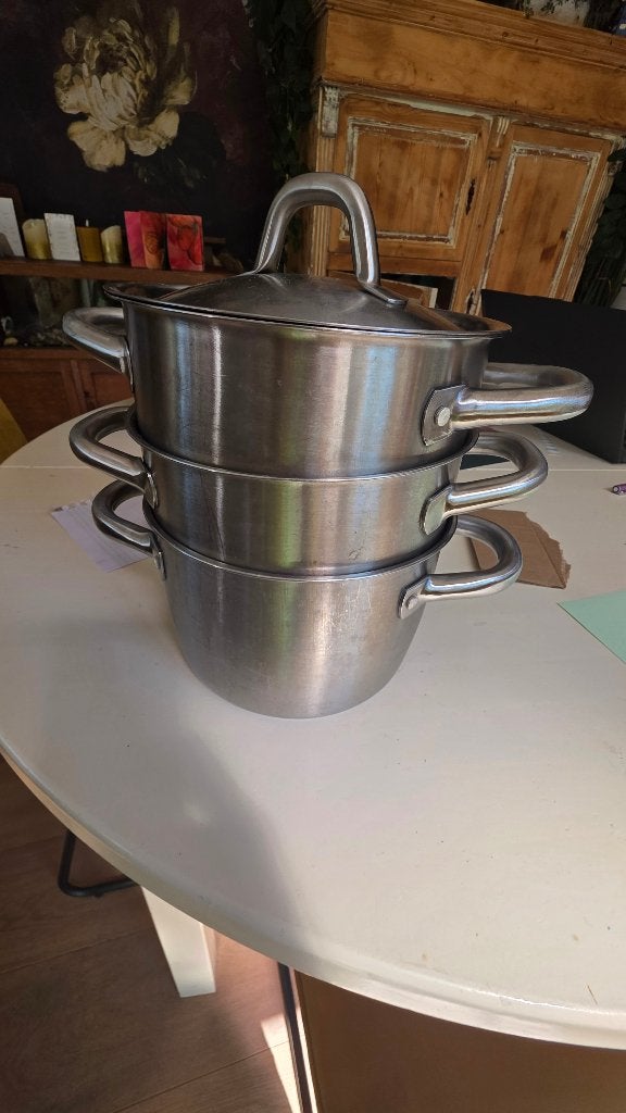 Drie handige kookpannen 2,5 liter, Ophalen, Pannenset, Zo goed als nieuw, IKEA